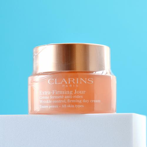 娇韵诗护肤品纯天然吗