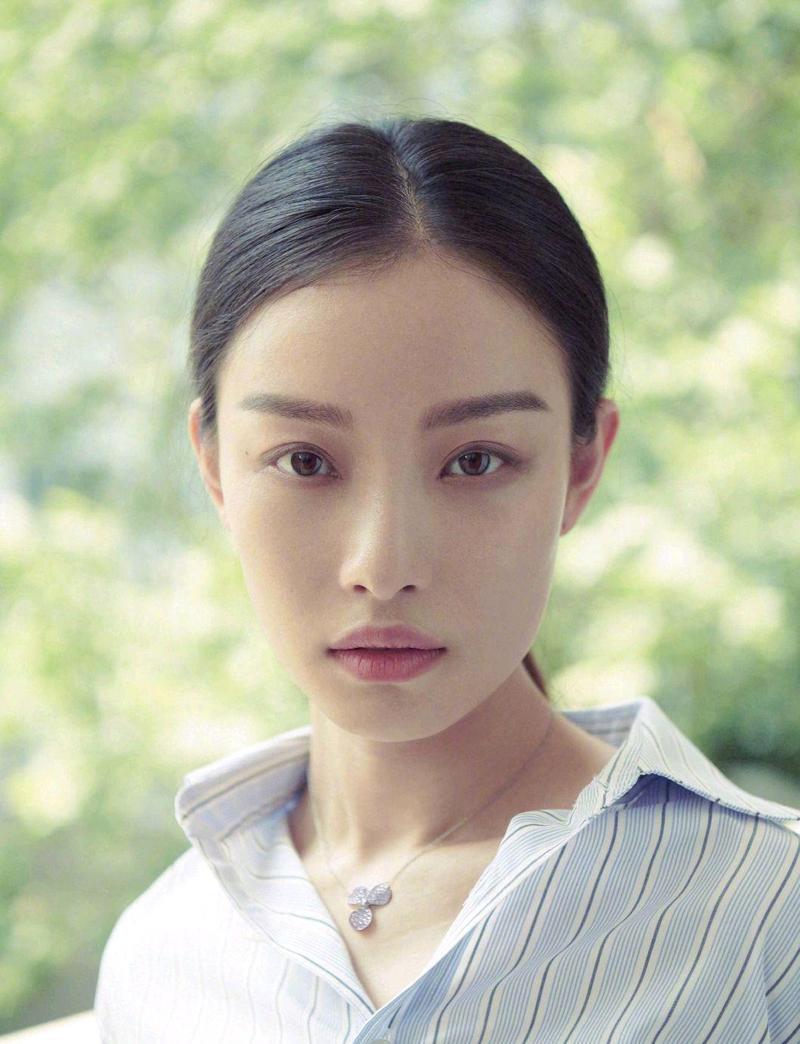 倪妮什么脸型