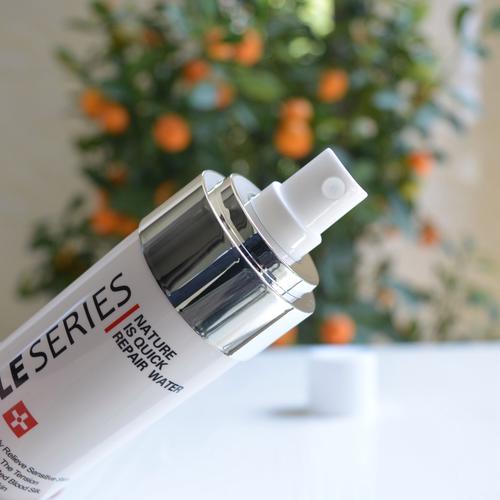 调理痘痘肌肤的护肤品