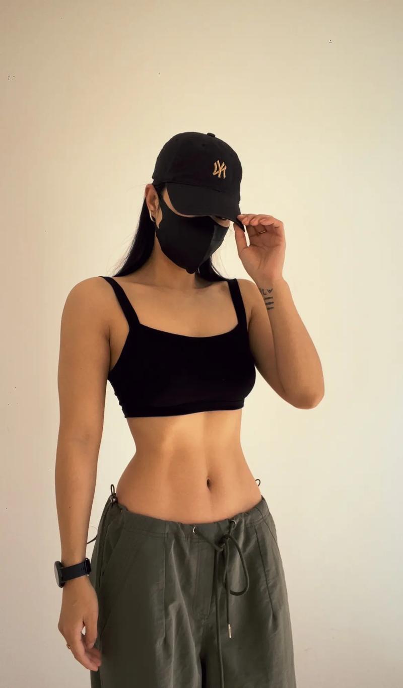 马甲线什么样子