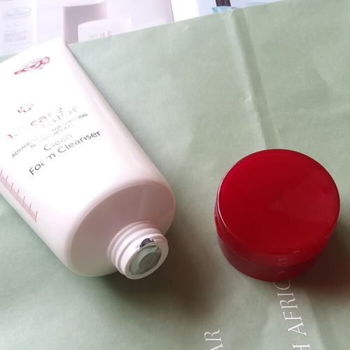 蜂毒洗面奶怎么没泡泡