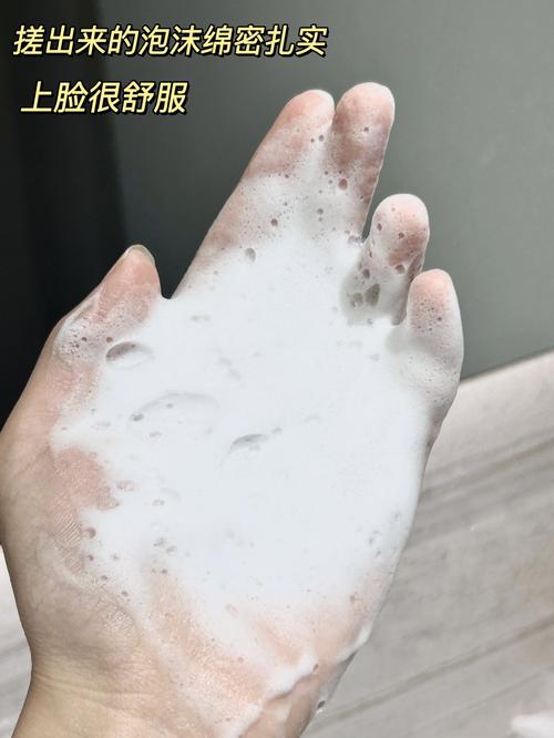 男生晒黑变白的护肤品