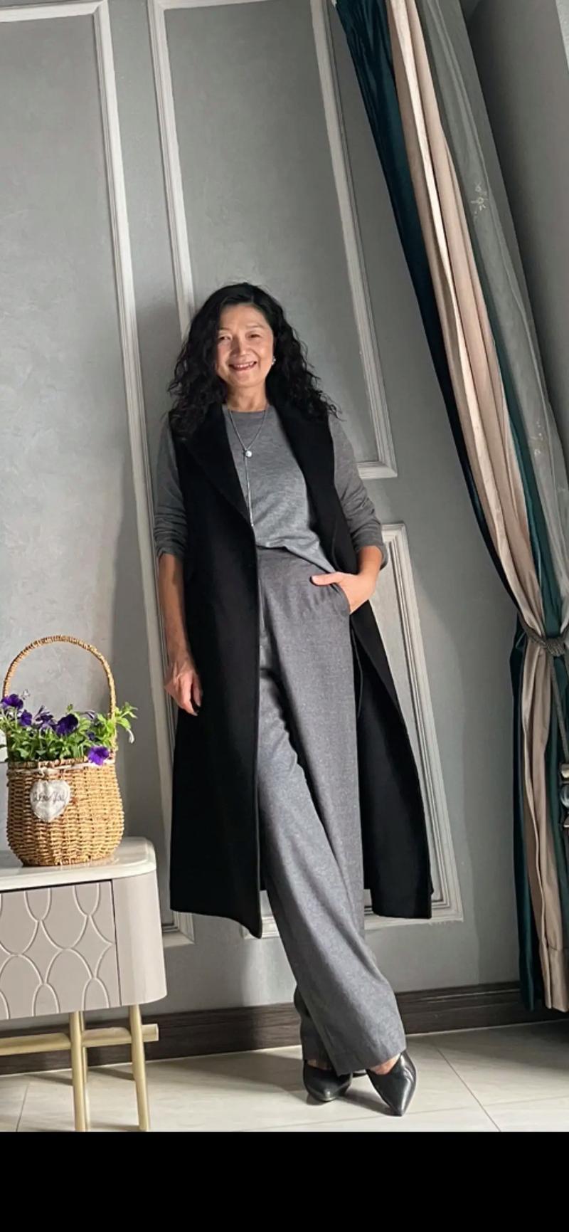 矮穿马甲怎么搭配衣服