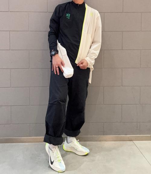 nike跑鞋怎么搭配衣服