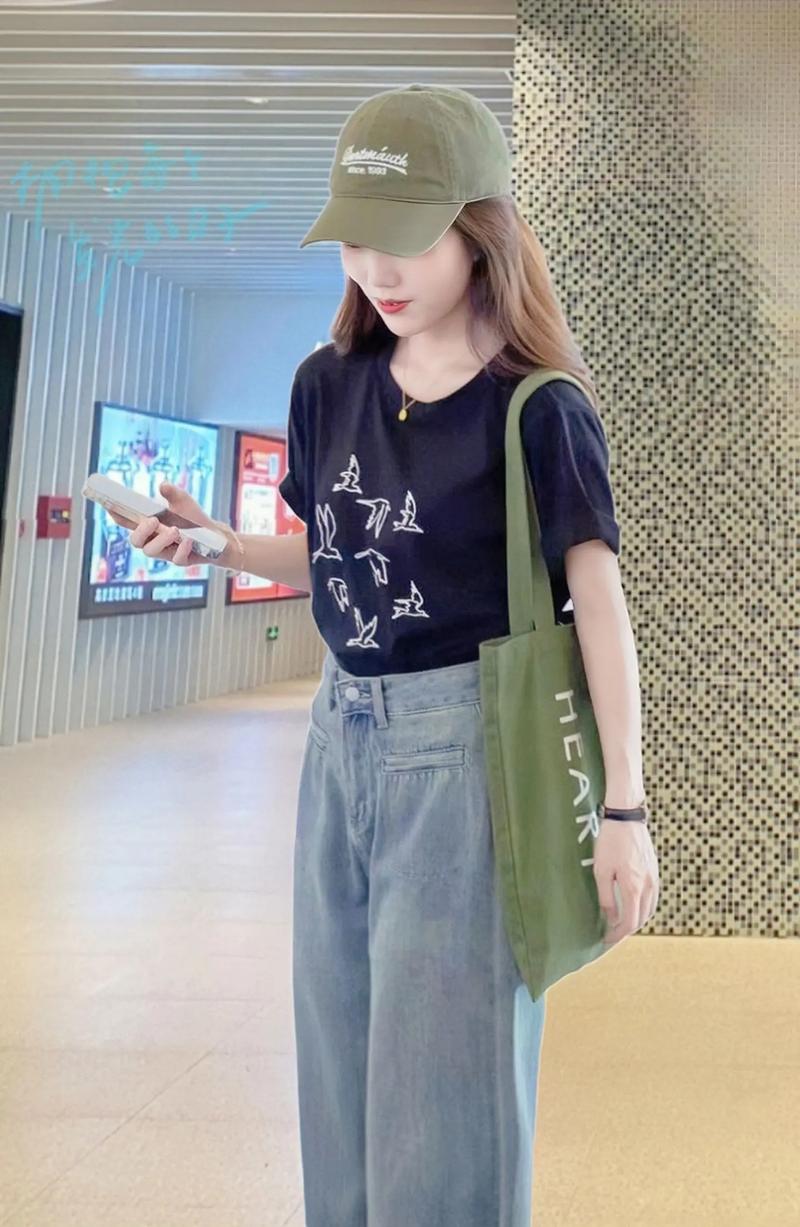 bf风短袖怎么搭配裤子