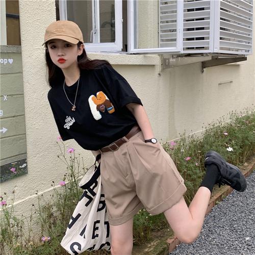 bf风短袖怎么搭配裤子