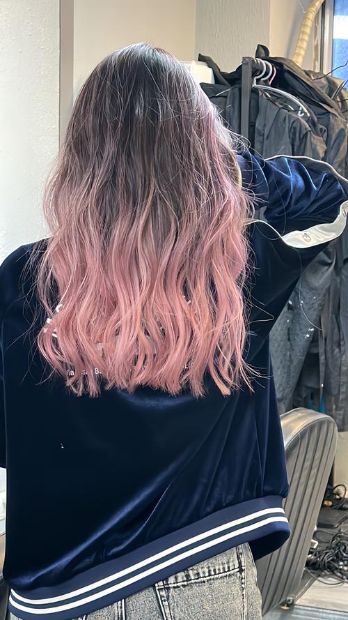 紫色渐变粉色怎么搭配图片