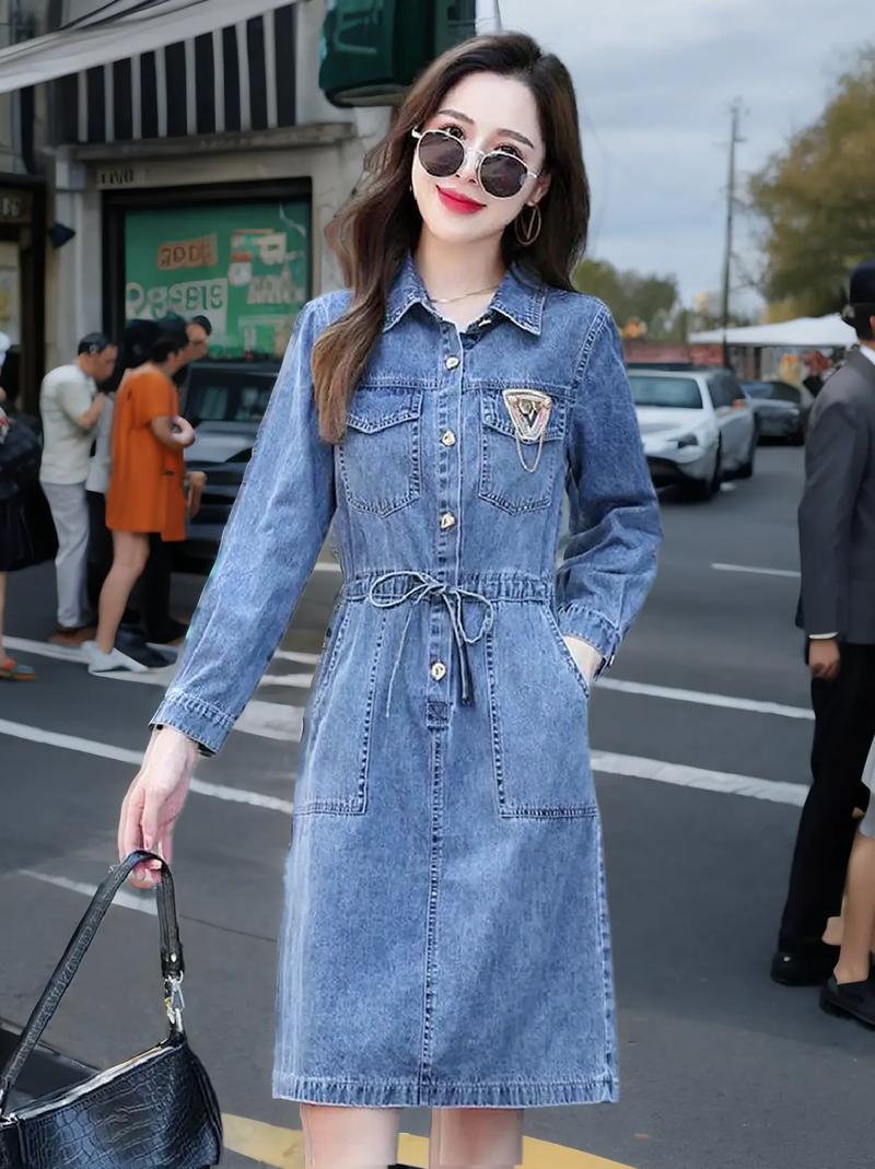 中长的连衣裙怎么搭配什么裤子好看图片大全