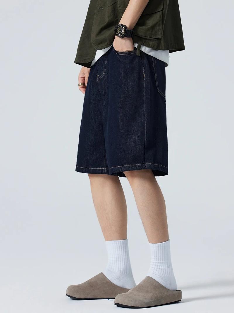 原色牛仔短裤怎么搭配