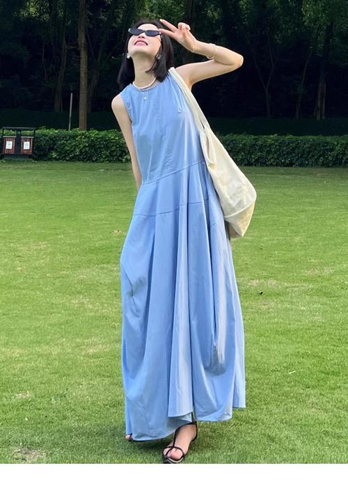 无袖背心裙子连衣裙怎么搭配图片欣赏