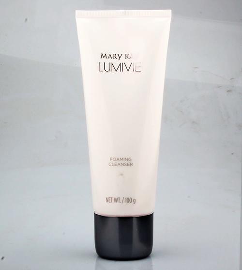 玫琳凯亮彩洗面奶图片