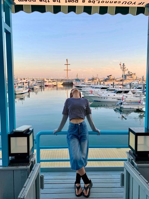 条纹裤子 条纹上衣怎么搭配图片欣赏