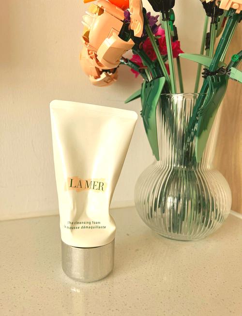 敏感肌肤适用的洗面奶