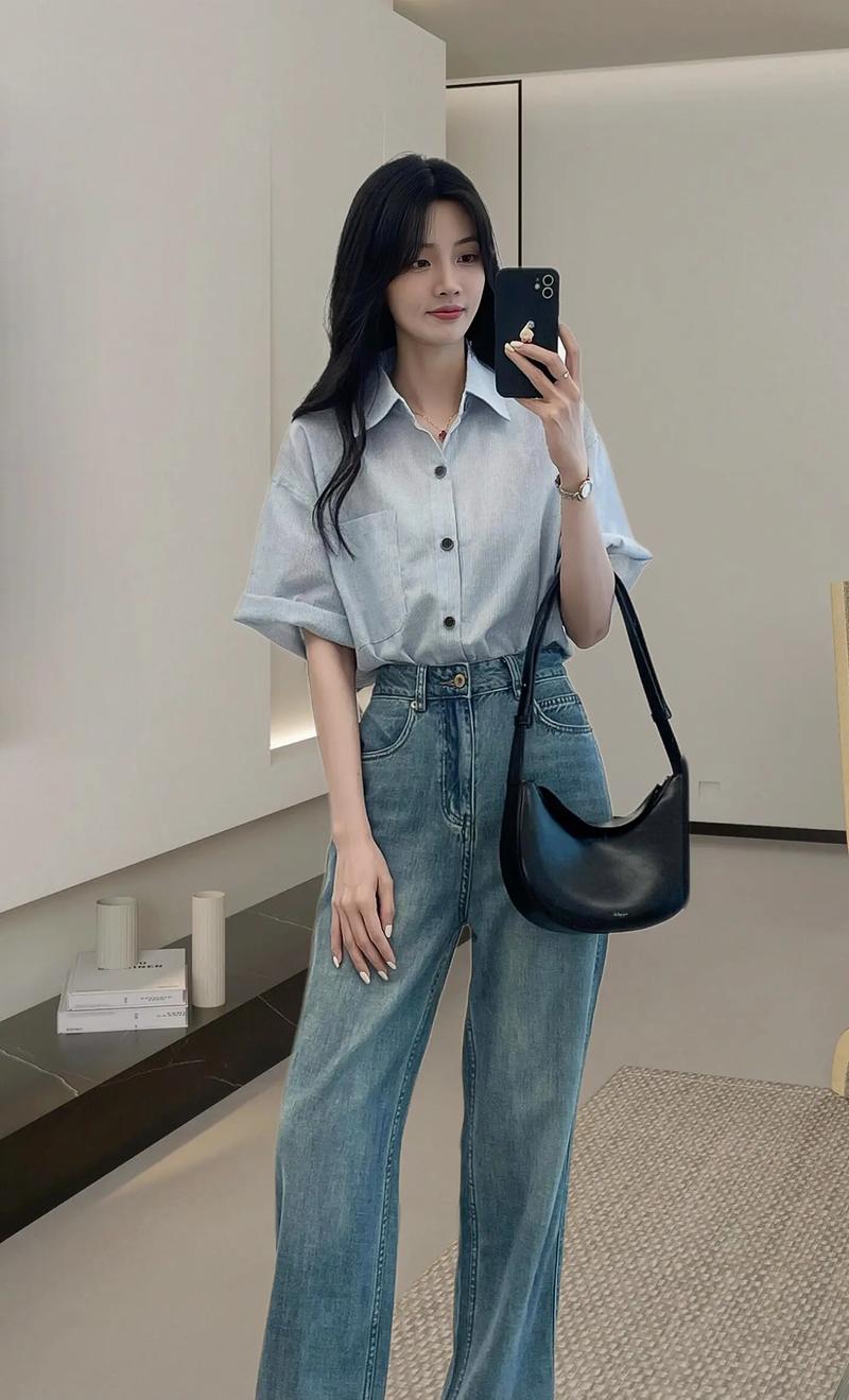 中款牛仔衬衫怎么搭配什么裤子好看