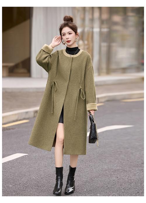 圆领长款风衣怎么搭配