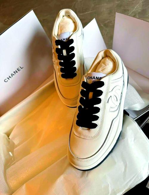 香奈儿休闲鞋怎么搭配