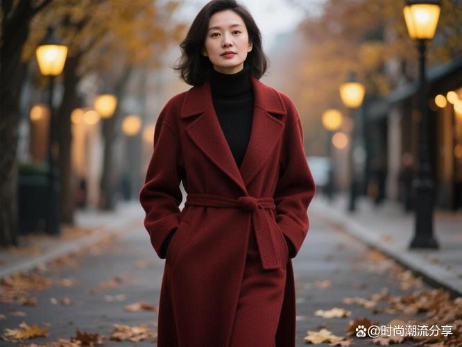 枣红色搭配什么颜色