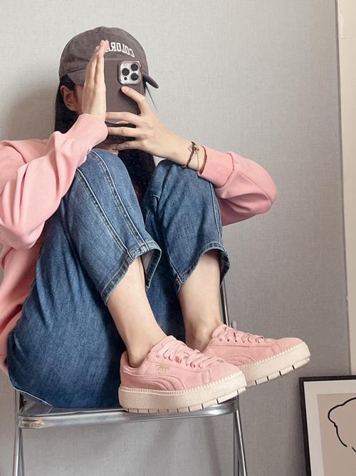 小粉鞋怎么搭配