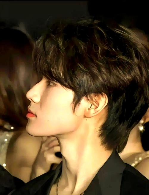 男生什么鼻子好看