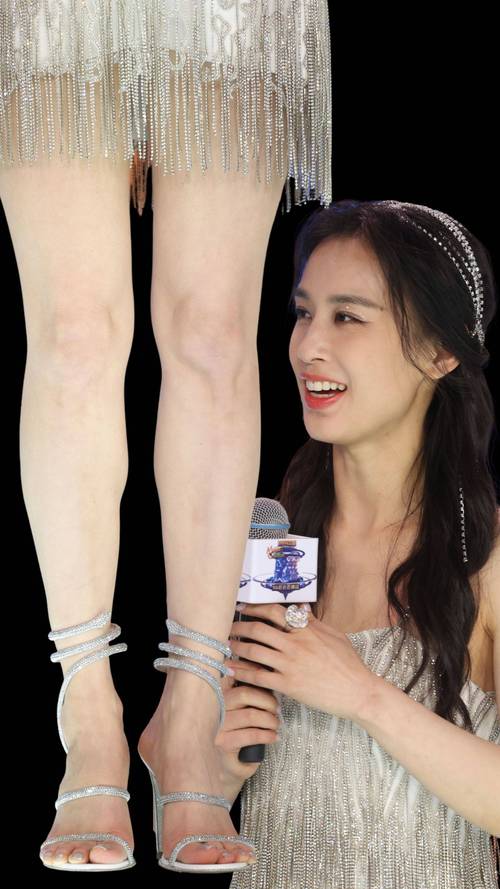 高跟流苏鞋子怎么搭配