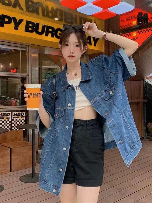 短装外套怎么搭配夏