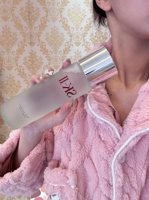 用完护肤品脸很软很滑