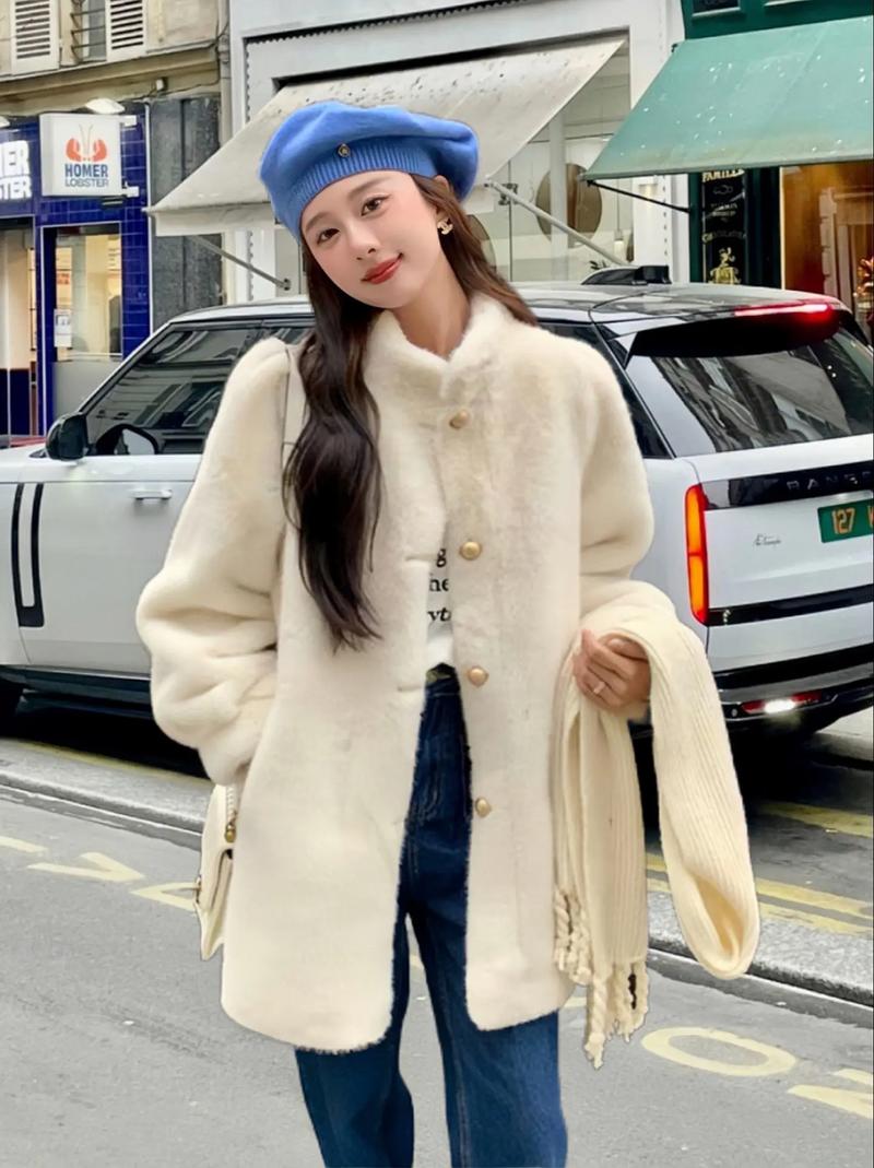 貂绒大衣怎么搭配好看吗