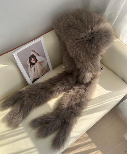 皮草搭配什么帽子