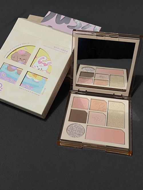 黄皮适合什么眼影