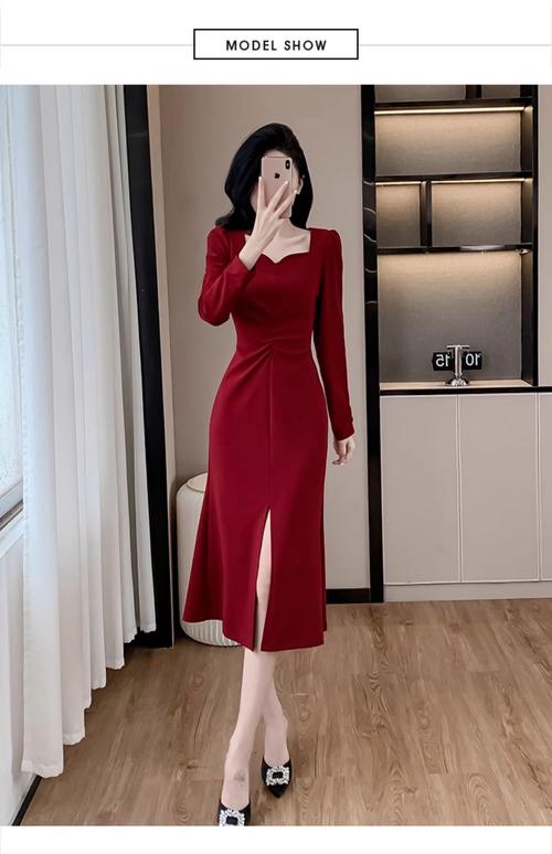 酒红怎么搭配衣服好看图片女生