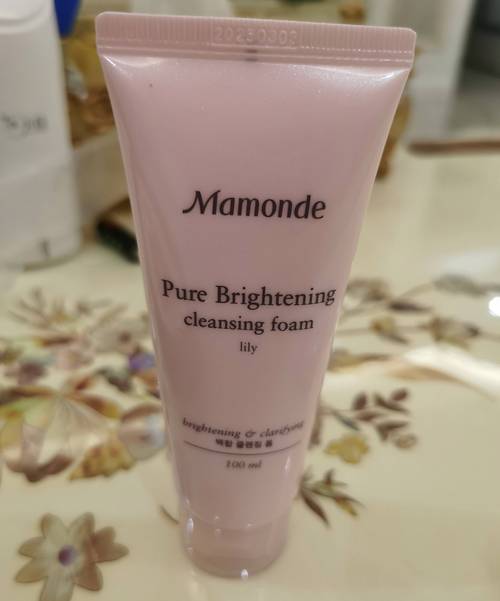 干性皮肤什么洗面奶好