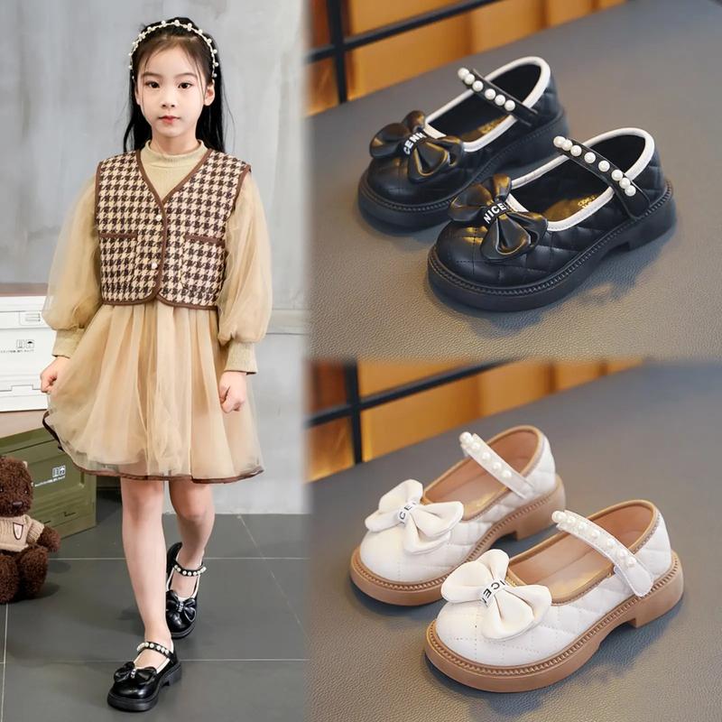 儿童小皮靴怎么搭配