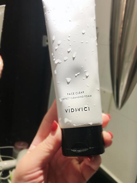 混合性皮肤用的洗面奶