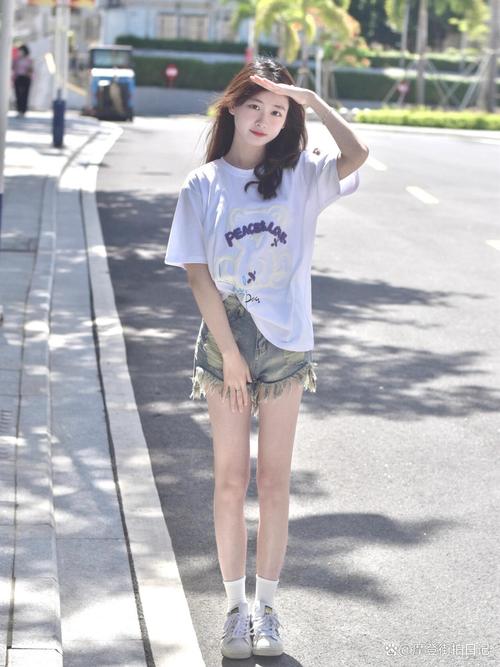 t恤和短裤怎么搭配图片大全