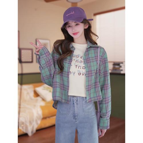 格子短外套怎么搭配