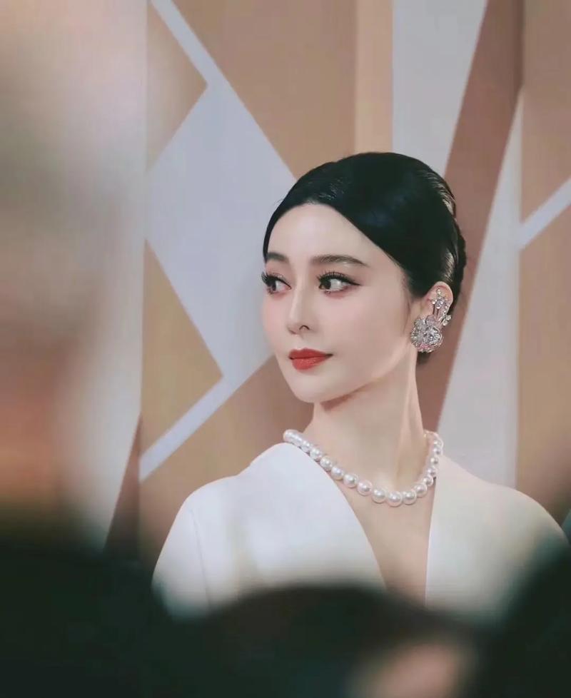 为什么明星那么白