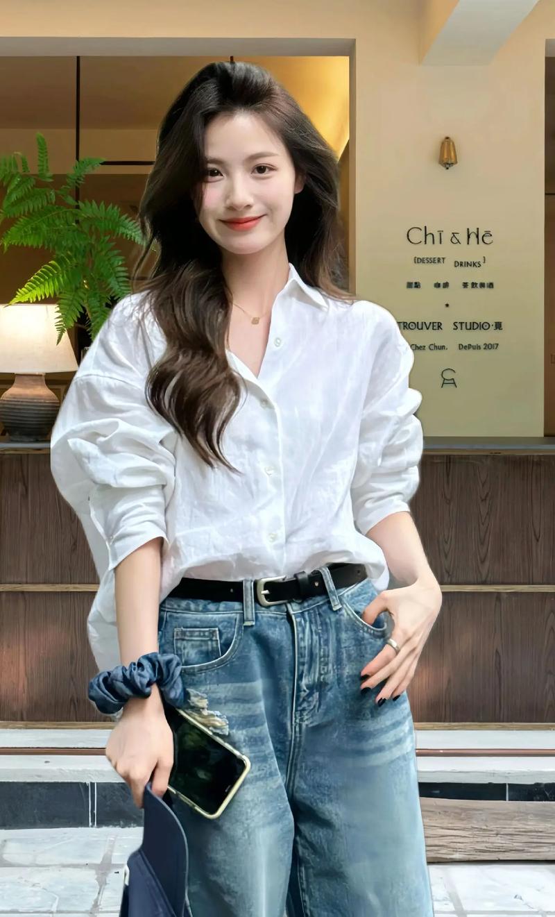 白衬衫搭什么外套