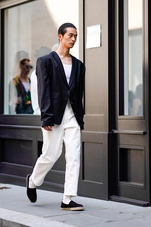 平底皮鞋怎么搭配裤子