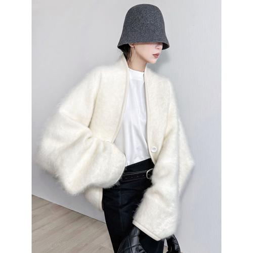 毛呢蝙蝠大衣怎么搭配