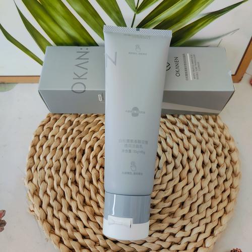 用什么洗面奶可以美白