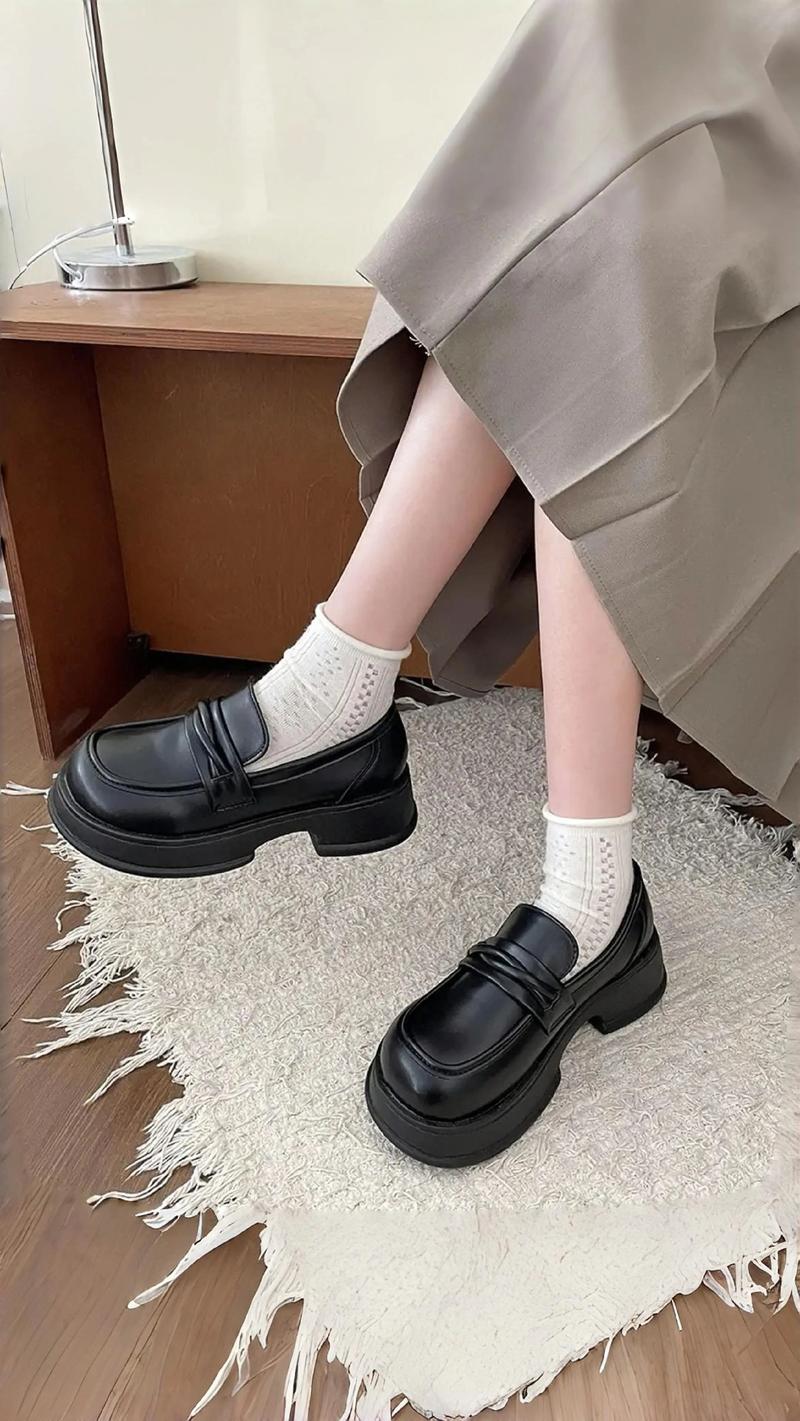 复古英伦鞋子怎么搭配图片