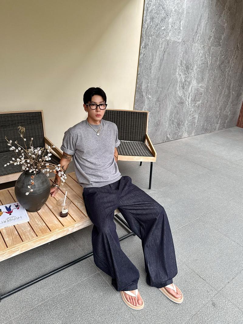 阔腿裤男生怎么搭配上衣图片欣赏