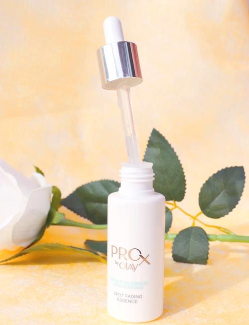 提亮肤色美白的护肤品