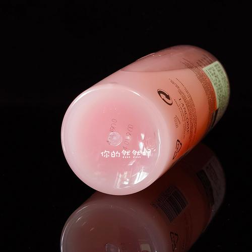 珊娜豆乳轻柔洗面奶