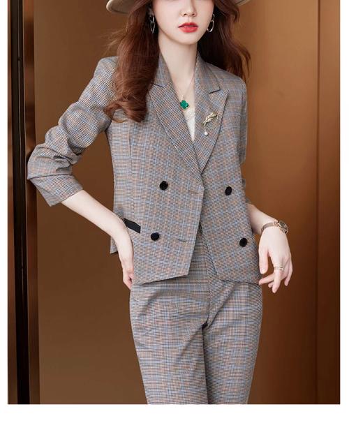 格子西装套怎么搭配图片欣赏