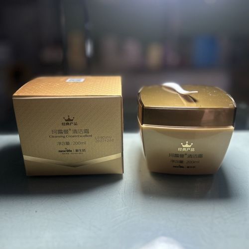 收缩清洁毛孔的护肤品