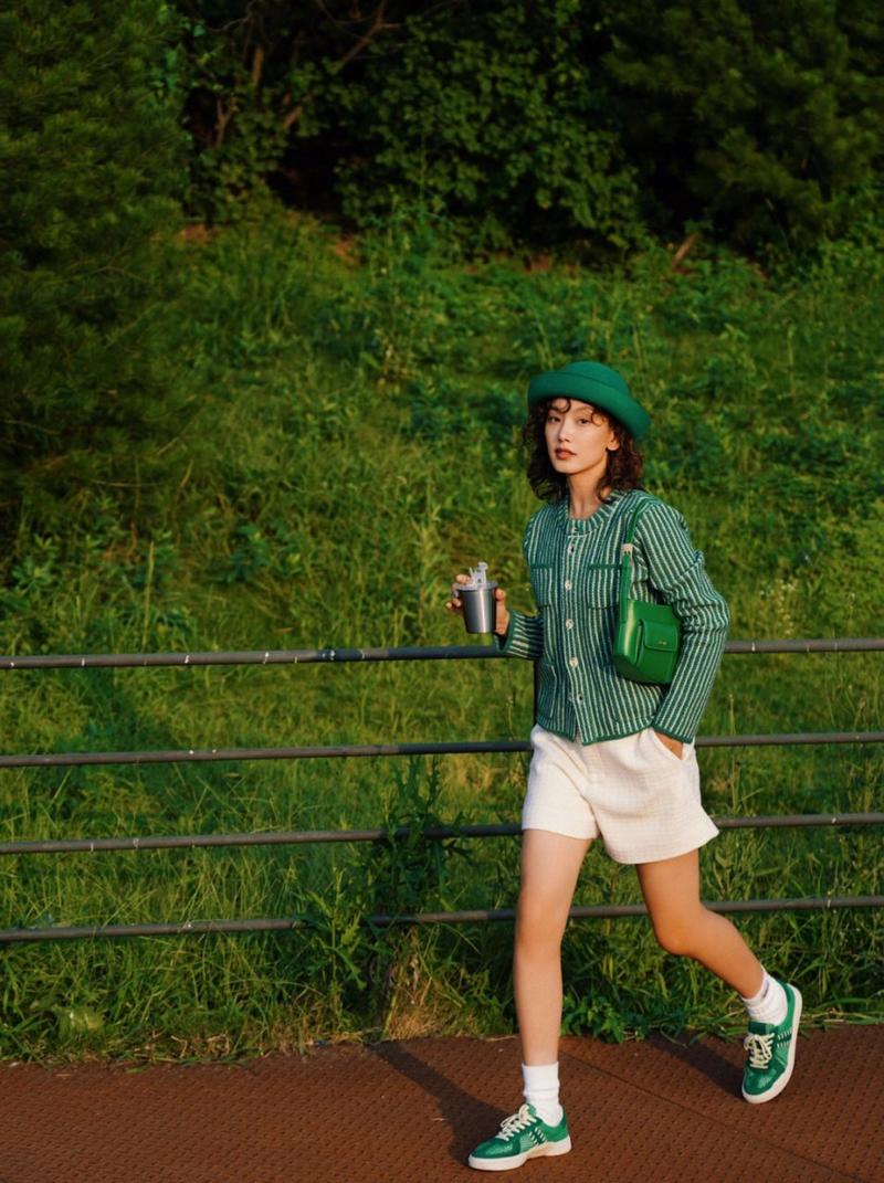 藏绿色裤子怎么搭配鞋子好看吗