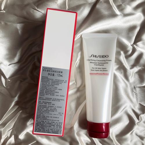 资生堂洗面奶膏体稀