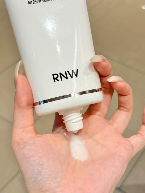 氧气泡沫洗面奶原理