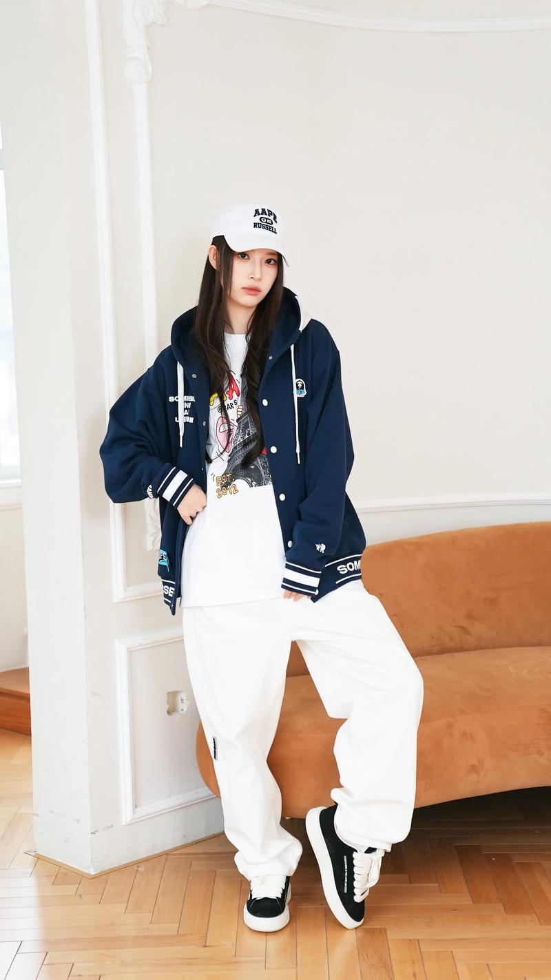 棒球外套大了怎么搭配衣服好看吗